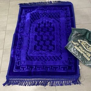 Prayer rug, Royal Blue/purple brand new